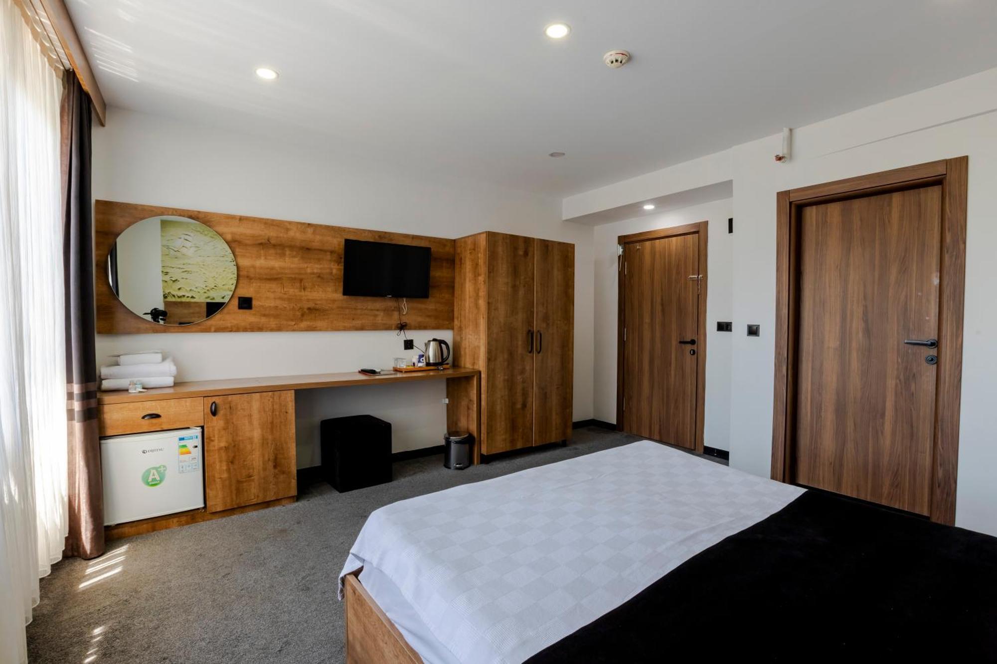 Acar Airport Hotel Arnavutkoy Dış mekan fotoğraf